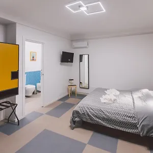  Appartamento Double Bedroom Across Ortigia Italia