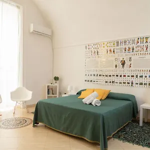 Vakantiehuis Neapolitan Style Apartrment, Napels