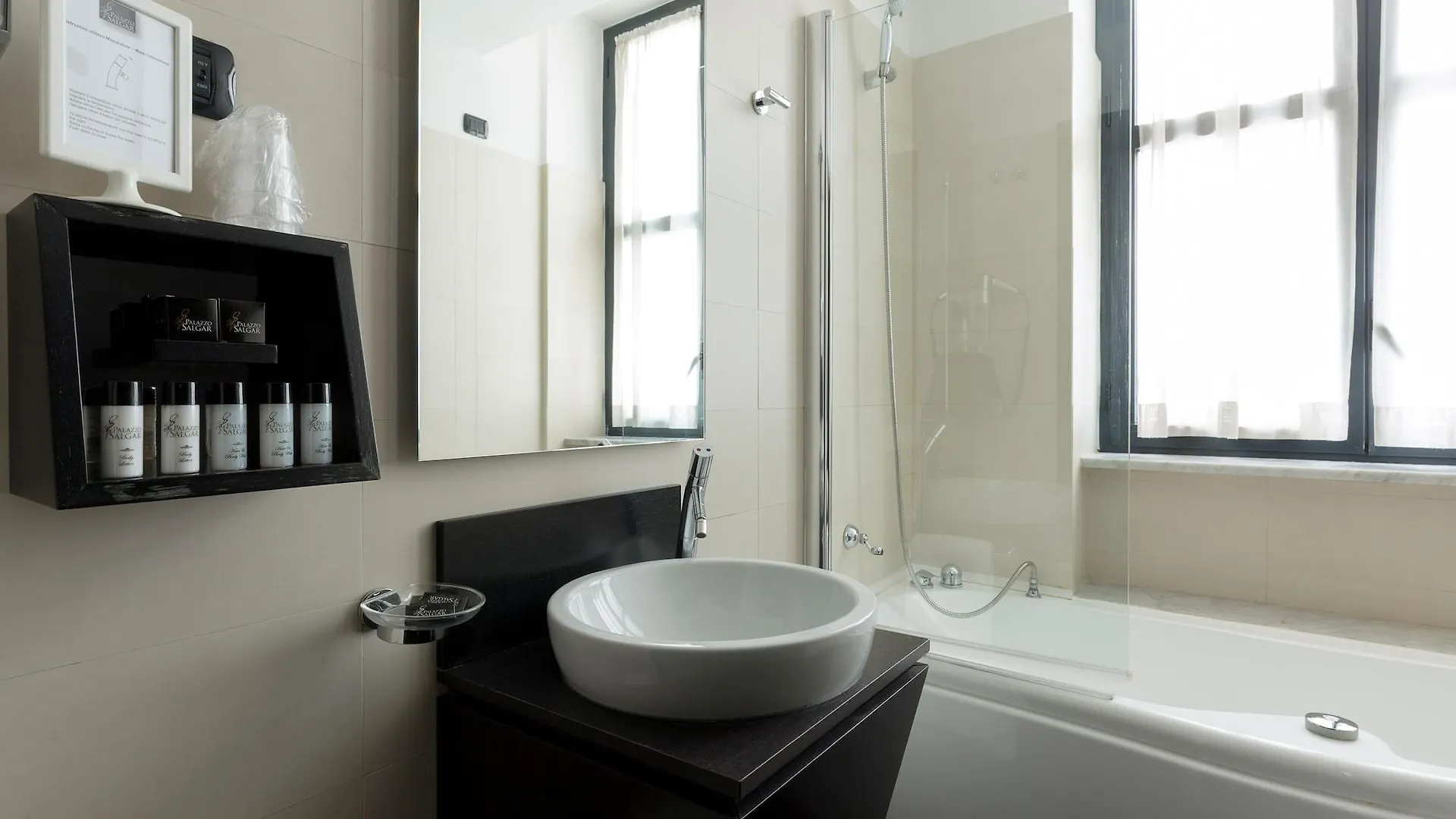 Hotel Palazzo Salgar à Naples 4*,